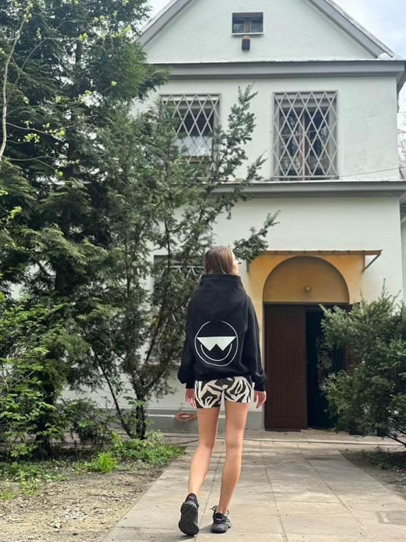 Willa Classic Reglan Hoodie