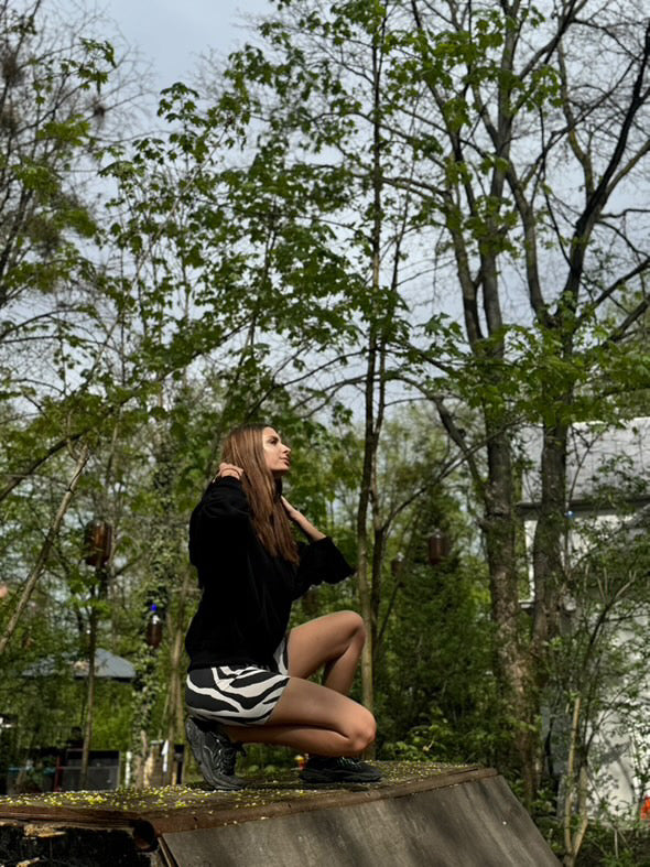 Willa Original Reglan Hoodie